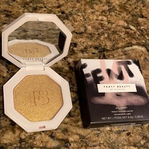 Fenty Beauty Highlighter - Trophy Wife Shade